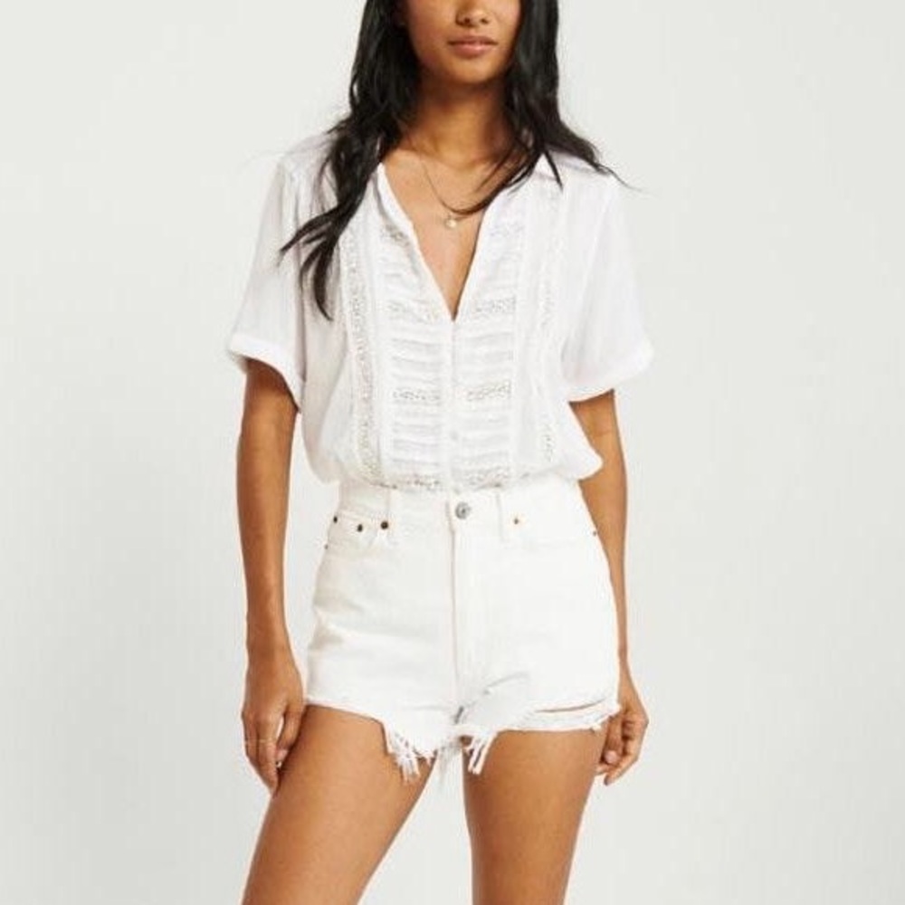 Abercrombie & Fitch White Annie High Rise Shorts